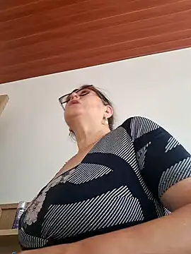 emma tour online show from December 2024 09:29:02 PM