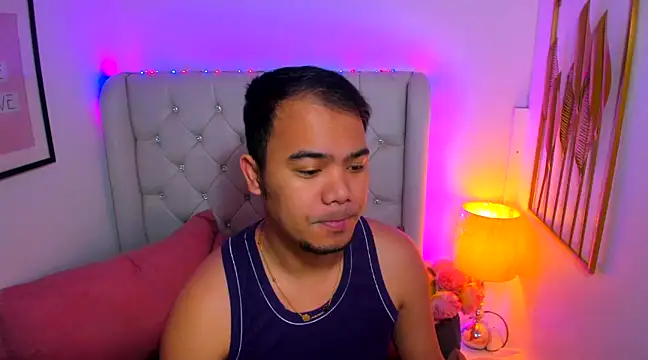 Snapshot of AsianZero chatting on February 2025 06:21:01 AM AsianZero online show from February 2025 06:21:01 AM