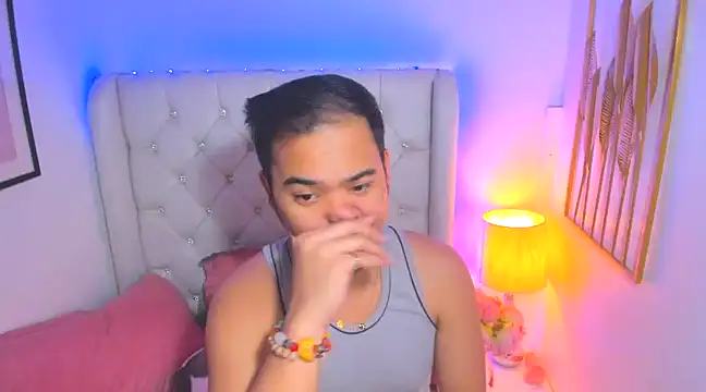 Snapshot of AsianZero chatting on February 2025 07:29:01 AM AsianZero online show from February 2025 07:29:01 AM