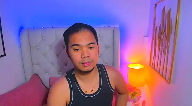 Snapshot of AsianZero chatting on February 2025 08:42:02 PM AsianZero online show from February 2025 08:42:02 PM