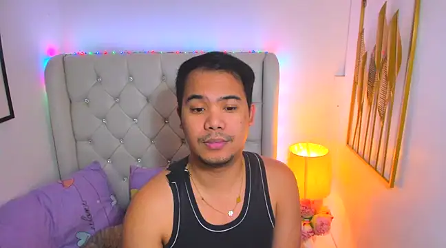 Snapshot of AsianZero chatting on February 2025 05:07:02 PM AsianZero online show from February 2025 05:07:02 PM