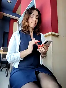 EvaXOAir online show from February 2025 06:34:01 AM