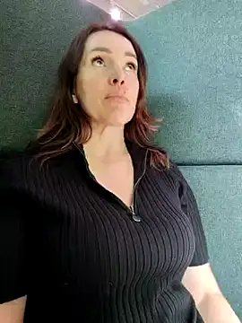 EvaXOAir online show from March 2025 08:10:01 AM