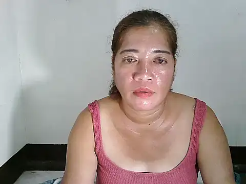 wethornypussy4u online show from January 2025 01:53:01 PM