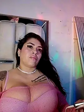 Snapshot of chelaqueen_ chatting on December 2025 02:49:01 AM chelaqueen online show from December 2025 02:49:01 AM