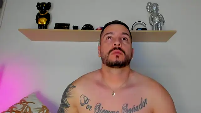 camilo restrepo21 online show from September 2025 01:38:02 AM