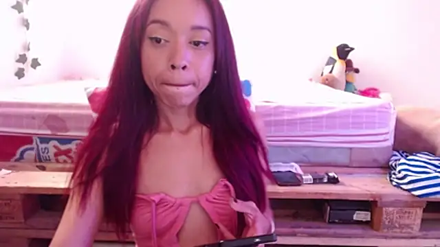 Snapshot of africag chatting on February 2026 09:20:01 PM africag online show from February 2026 09:20:01 PM