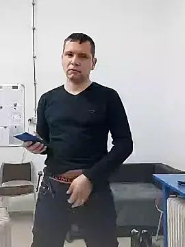 Snapshot of Lucy_1_roso chatting on December 2024 03:41:01 AM Lucy 1 roso online show from December 2024 03:41:01 AM