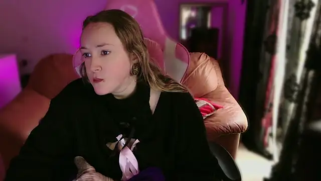 kisicaxx online show from February 2025 10:37:02 AM