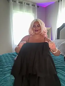 Snapshot of lovely_beast chatting on September 2025 03:11:01 PM lovely beast online show from September 2025 03:11:01 PM