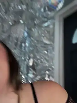 Snapshot of lovely_beast chatting on January 2026 06:11:02 PM lovely beast online show from January 2026 06:11:02 PM