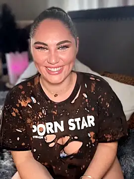 Snapshot of lovely_beast chatting on February 2026 06:14:01 PM lovely beast online show from February 2026 06:14:01 PM