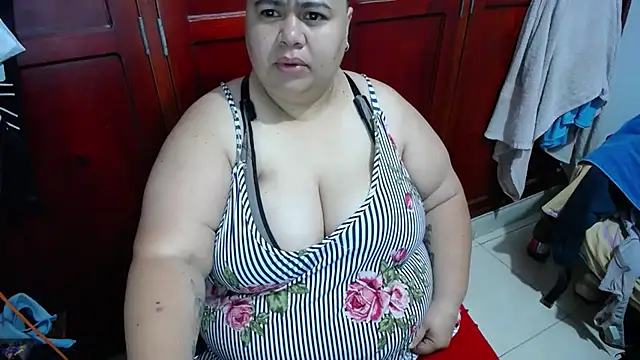 Snapshot of hotlesby4uxxx chatting on June 2026 02:32:02 PM hotlesby4uxxx online show from June 2026 02:32:02 PM