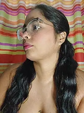 Snapshot of missmelissa_ chatting on November 2025 12:05:01 PM missmelissa online show from November 2025 12:05:01 PM