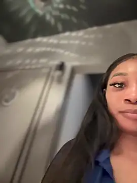   Nessa   online show from March 2025 03:07:02 PM