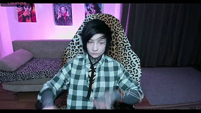 acid trip1l online show from December 2024 07:03:01 PM