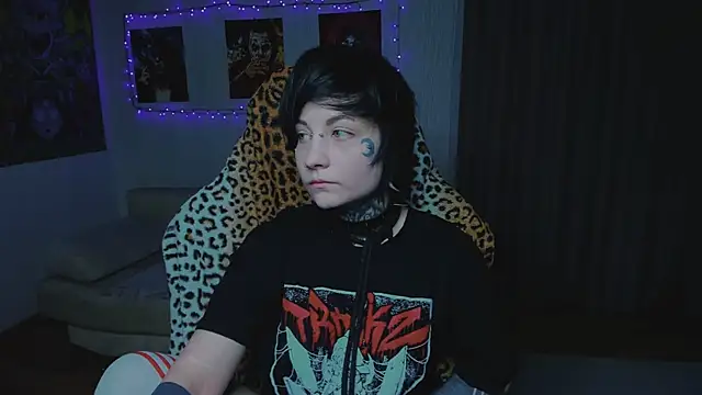 acid trip1l online show from October 2025 08:10:01 PM