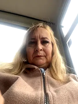 Irina2909xh online show from November 2025 12:16:02 PM