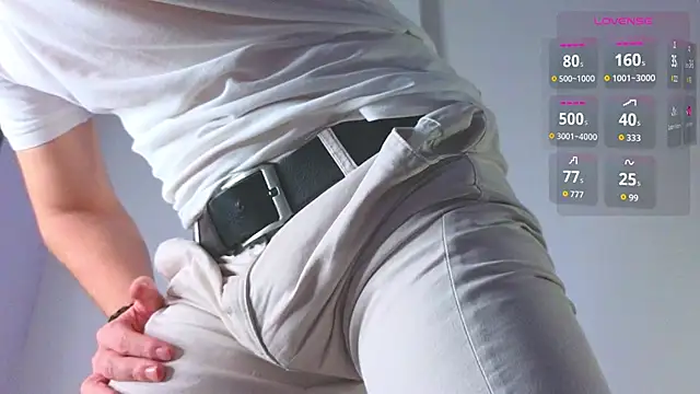 Snapshot of S3Xyes chatting on November 2025 04:05:01 PM S3Xyes online show from November 2025 04:05:01 PM