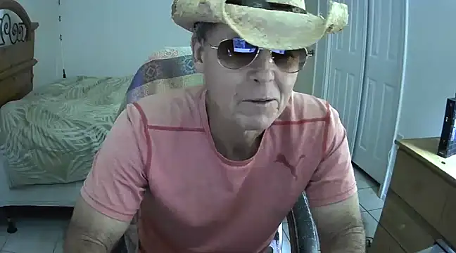 nakeedcowboi65 online show from January 2025 03:32:01 PM