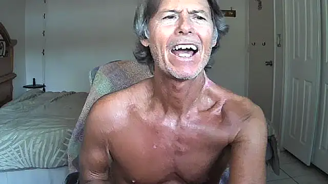 nakeedcowboi65 online show from April 2026 11:17:01 PM