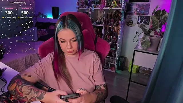 Snapshot of ChloeKohaku chatting on February 2025 05:40:01 AM ChloeKohaku online show from February 2025 05:40:01 AM