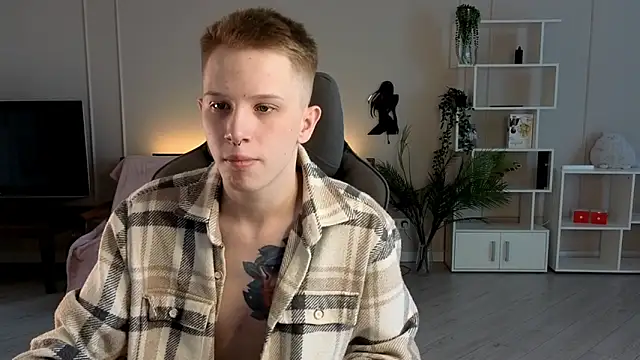 Snapshot of arlekincrop chatting on September 2025 03:06:02 AM arlekincrop online show from September 2025 03:06:02 AM