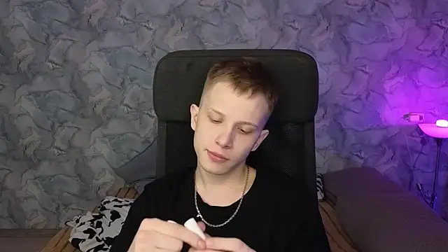 arlekincrop online show from February 2026 12:26:02 AM