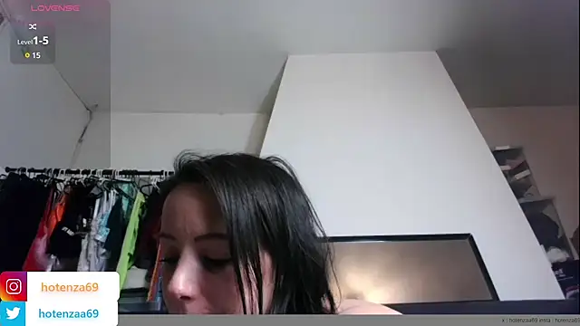 Hotenza69 online show from March 2025 09:37:01 PM