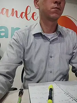 Snapshot of Business_dickkk chatting on November 2025 11:04:02 PM Business dickkk online show from November 2025 11:04:02 PM