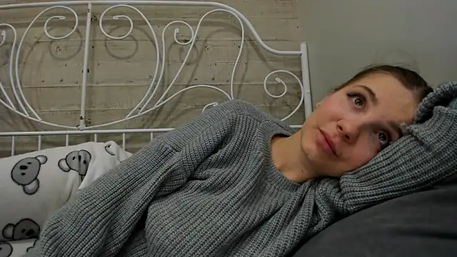 JuliaBusty online show from March 2025 09:46:01 AM