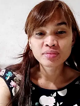 QueenSoreal online show from September 2025 04:50:01 PM