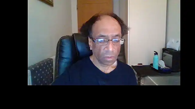 Snapshot of rauncher1 chatting on June 2026 08:45:02 AM rauncher1 online show from June 2026 08:45:02 AM