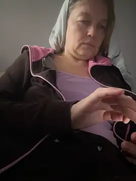 Susanel online show from January 2025 09:28:01 AM