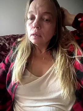 Susanel online show from September 2025 09:53:02 AM