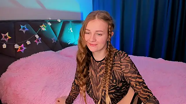 SweetMilkis online show from December 2024 09:12:01 AM