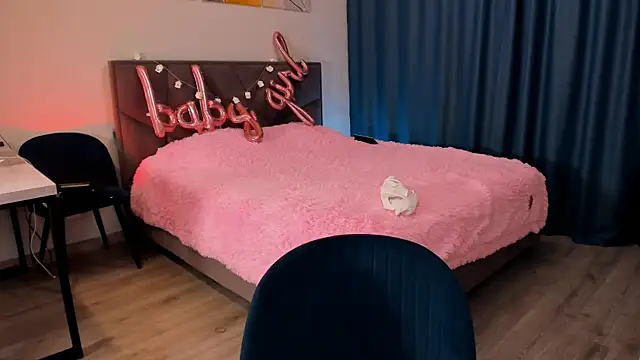 SweetMilkis online show from January 2025 09:25:02 AM