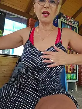 elacoquette online show from July 2026 03:18:02 PM