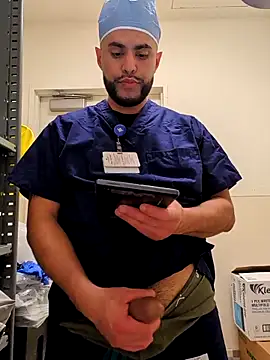 Snapshot of gardy8585 chatting on February 2026 02:26:02 PM gardy8585 online show from February 2026 02:26:02 PM