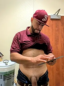 Snapshot of gardy8585 chatting on March 2026 11:56:02 AM gardy8585 online show from March 2026 11:56:02 AM