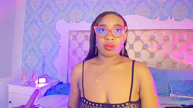 CaseyMoon online show from May 2026 12:44:02 PM