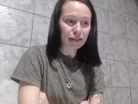 Snapshot of Venusluxodomme chatting on November 2025 04:44:02 AM Venusluxodomme online show from November 2025 04:44:02 AM