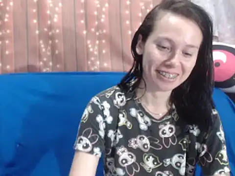 Snapshot of Venusluxodomme chatting on February 2026 03:24:01 AM Venusluxodomme online show from February 2026 03:24:01 AM