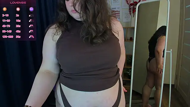 Snapshot of Raydirin chatting on March 2026 04:23:01 PM Raydirin online show from March 2026 04:23:01 PM