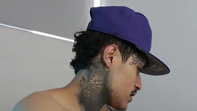 trieone online show from December 2024 07:54:02 PM