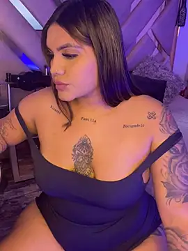 Snapshot of Victoria14_ chatting on February 2025 10:40:02 PM Victoria14 online show from February 2025 10:40:02 PM