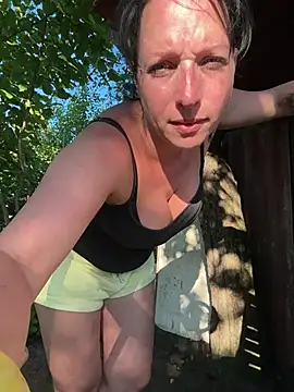 Snapshot of Viola_Beck chatting on July 2026 05:48:02 PM Viola Beck online show from July 2026 05:48:02 PM