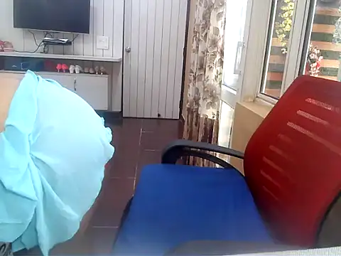 yourradhika online show from December 2025 08:30:01 AM