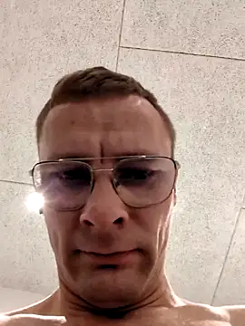 buchr1 online show from September 2025 12:22:02 AM