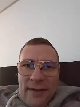 buchr1 online show from November 2025 11:31:01 AM